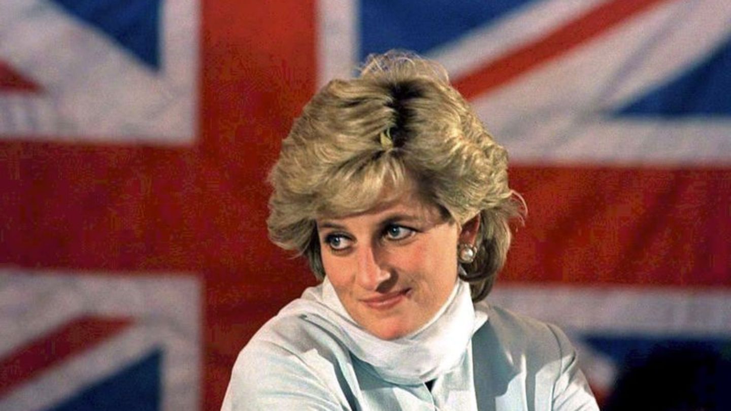 Auktion: Karten und Briefe von Prinzessin Diana werden versteigert
