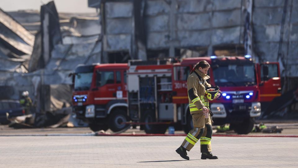 Russland mutmaßlich hinter Anschlag auf Einkaufszentrum in Warschau