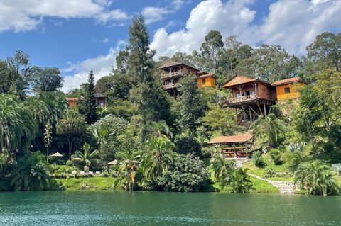 Die Cormoran Lodge bei Kibuye am Kivusee in Ruanda