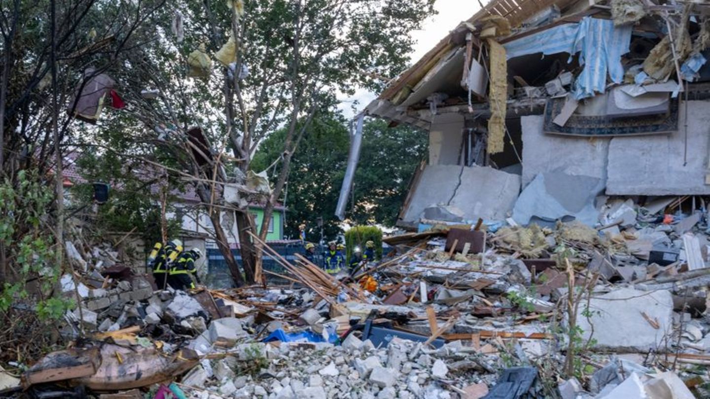 Nach Explosion: Reihenhaus in Memmingen eingestürzt