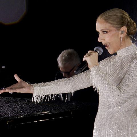 Céline Dion sang bei der Eröffnungsfeier der Olympischen Spiele 2024 auf dem Eiffelturm den Chanson "L'Hymne à l’amour" von Edith Piaf