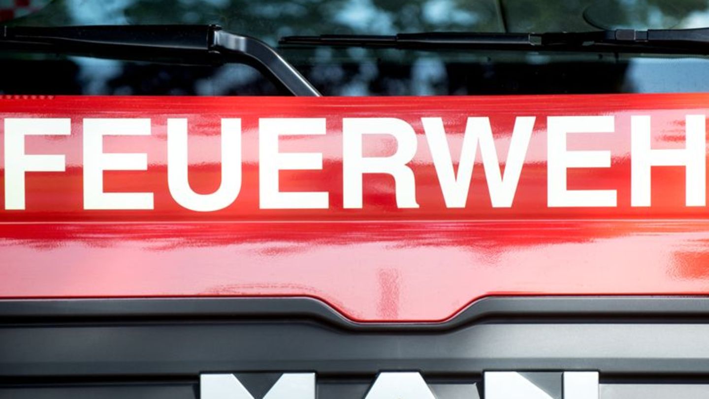 Einsätze: Feuer zerstört Scheune im Kreis Schleswig-Flensburg