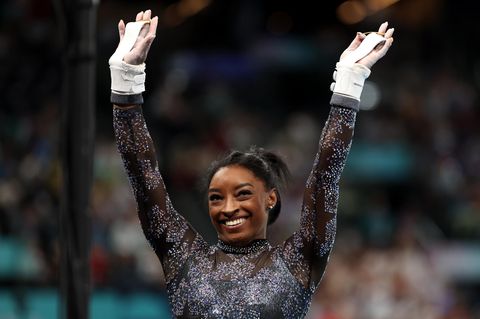 US-Turnsuperstar Simone Biles freut sich nach ihrem Auftakt bei Olympia in Paris