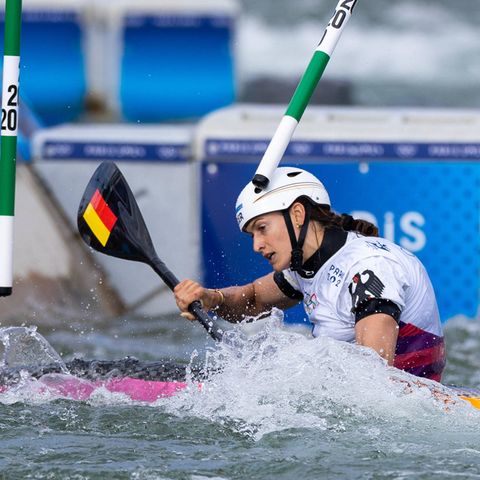Ricarda Funk beim Kanu-Slalom bei den Olympischen Spielen 2024