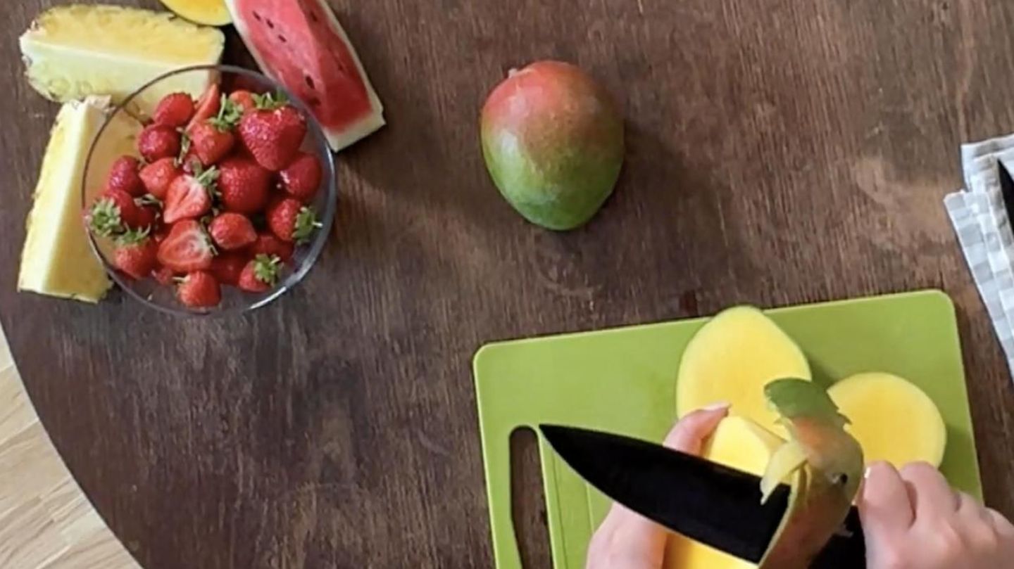 Social Media-Tipps: Küchen-Hack: So lassen sich verschiedene Obstsorten schneiden