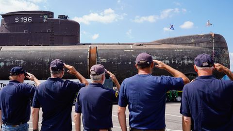 U-Boot U17 nach langer Reise in Museum in Sinsdorf angekommen