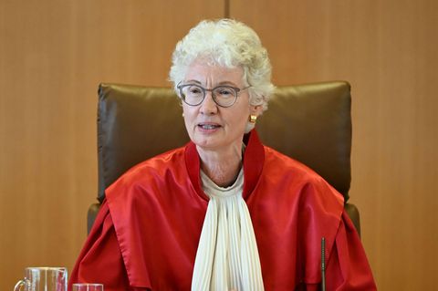 Wahlrecht: Vizepräsidentin des Bundesverfassungsgerichts, Doris König, bei der Verkündung