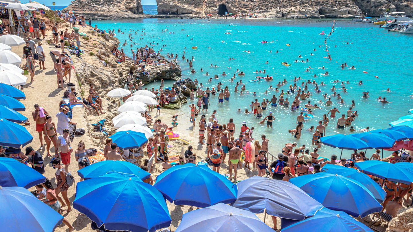 Strand an der Blauen Lagune in Griechenland