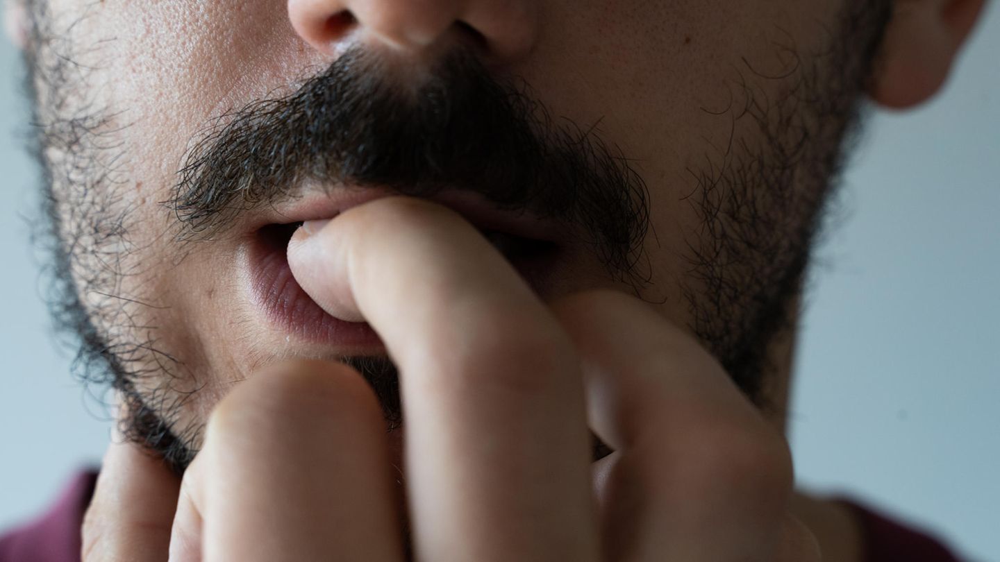 Stop nail chewing: This is how our author succeeded after 20 years