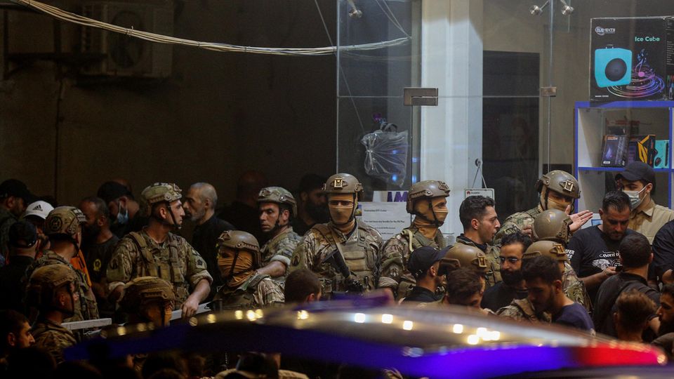 Israel greift Hisbollah-Kommandeur in Beirut an und tötet ihn angeblich