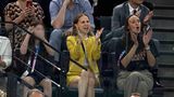 ... Natalie Portman. Auch sie feuerte das US-Team lautstark an.