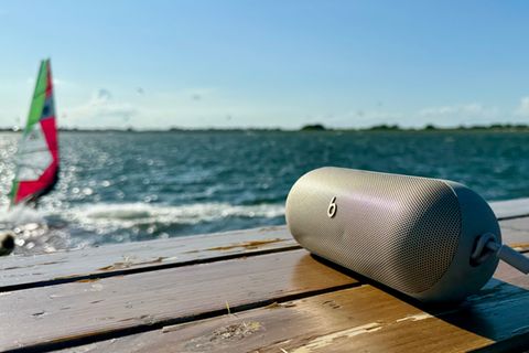 Die Beats Pill (2024) erweist sich im Test als toller Begleiter