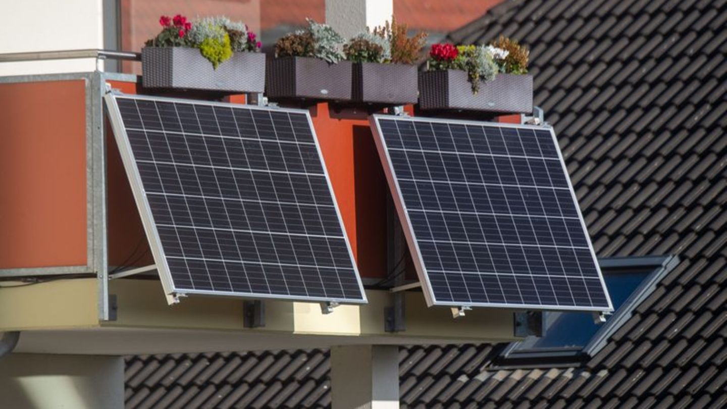 Solarstrom: Weniger Geld für Solarstrom vom Dach ab August