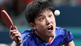 Voller Fokus: Der Japaner Harimoto Tomokazu in seinem Tischtennis-Achtelfinale. Der 21-Jährige galt als Wunderkind und hat sich schon in jungem Alter in der Weltspitze festgesetzt