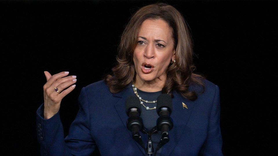 Vizepräsidentin Kamala Harris spricht auf einer Veranstaltung in Houston, Texas