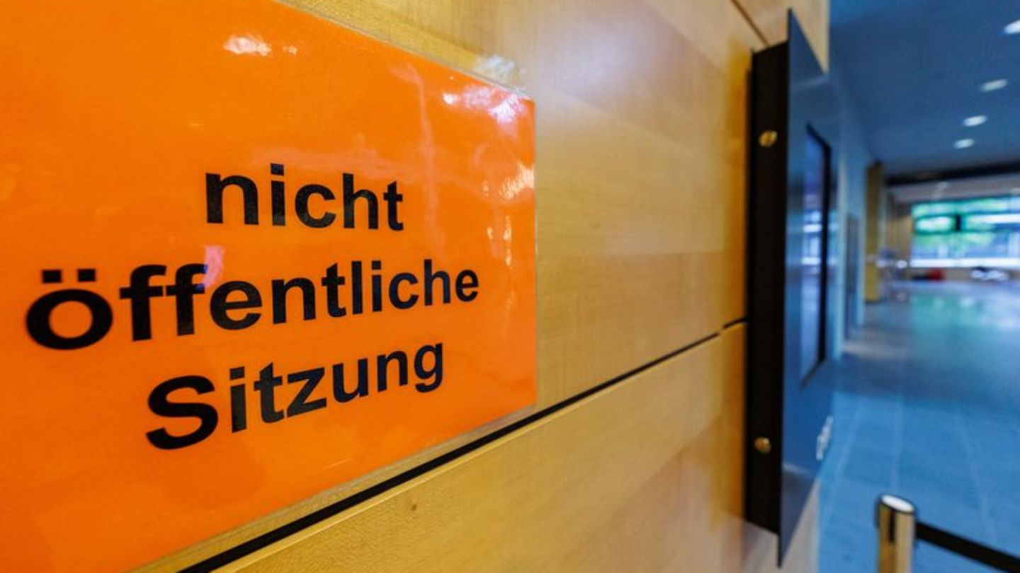 Gewalttat an Schule: Mitschüler erschossen - Verteidiger plädiert auf Totschlag