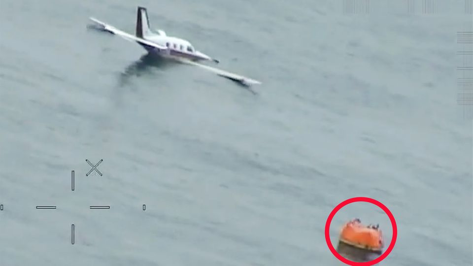 Deutsche Piloten stranden in Grönlands Eismeer