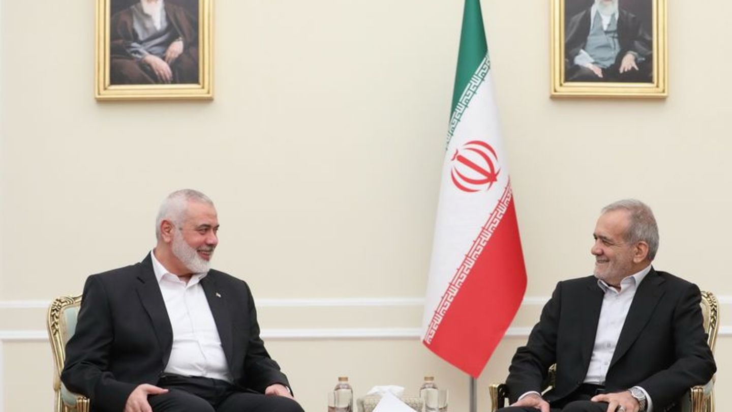 Nahost-Konflikt: Irans Präsident versichert Hamas noch stärkere Unterstützung