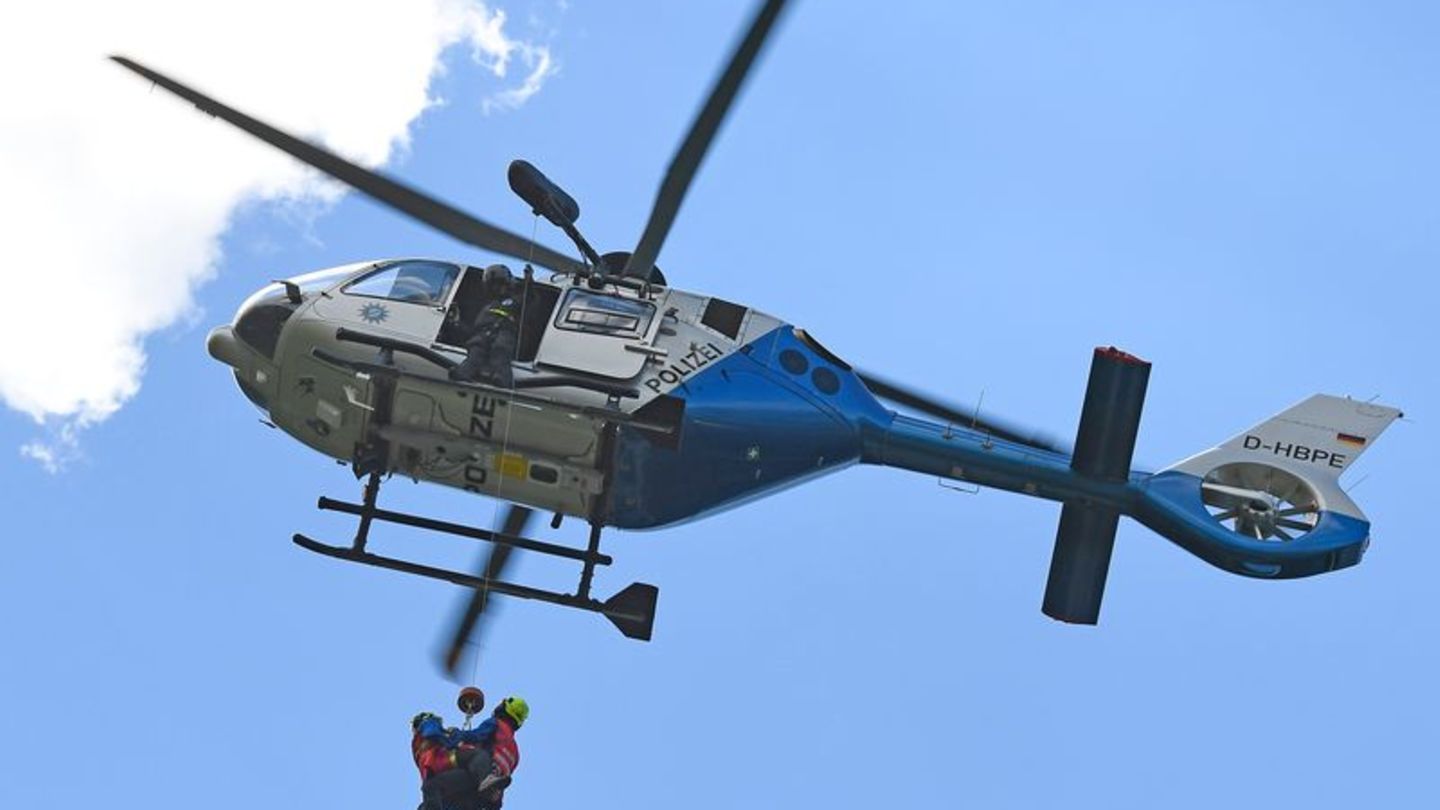 Bergunfall: Wanderer stürzt in den Alpen ab - tot gefunden