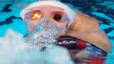 Keine Sorge, es geht ihr gut! Schwimmerin Regan Smith aus den USA beim Vorlauf zum 200-Meter-Rücken-Wettkampf in Aktion