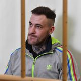 Ein halbes Jahr saß der Deutsche Patrick Schöbel aus Hamburg in einem Untersuchungsgefängnis in Russland. Er hatte sechs Cannabis-Gummibärchen im Gepäck. Ihm drohten bis zu sieben Jahre Haft.