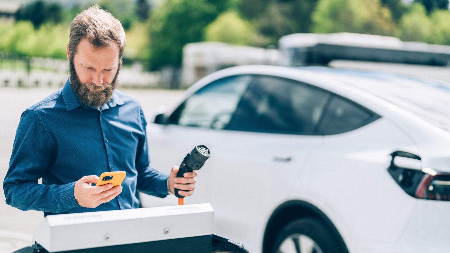 Elektromobilität: Betrug an der Ladesäule: Experte warnt vor falschen Bezahlcodes