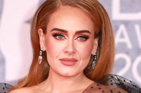 Adele plant zehn Konzertabende in München. Fans und Veranstalter hoffen, dass das Wetter mitspielt, die Vorhersage war bis Freitag Mittag jedoch schwierig.