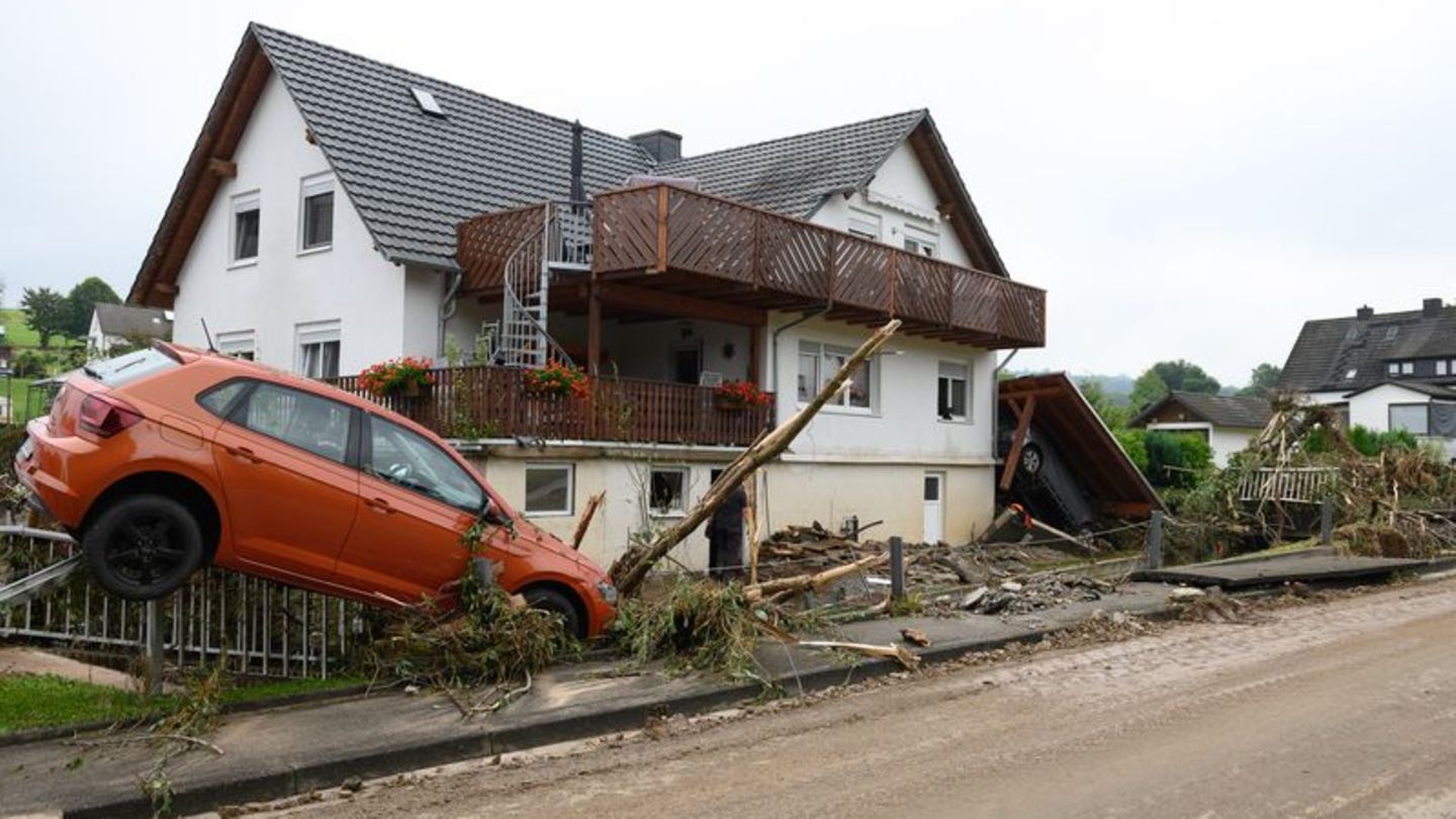 Starkregen: Trendelburg gleicht einem Trümmerfeld
