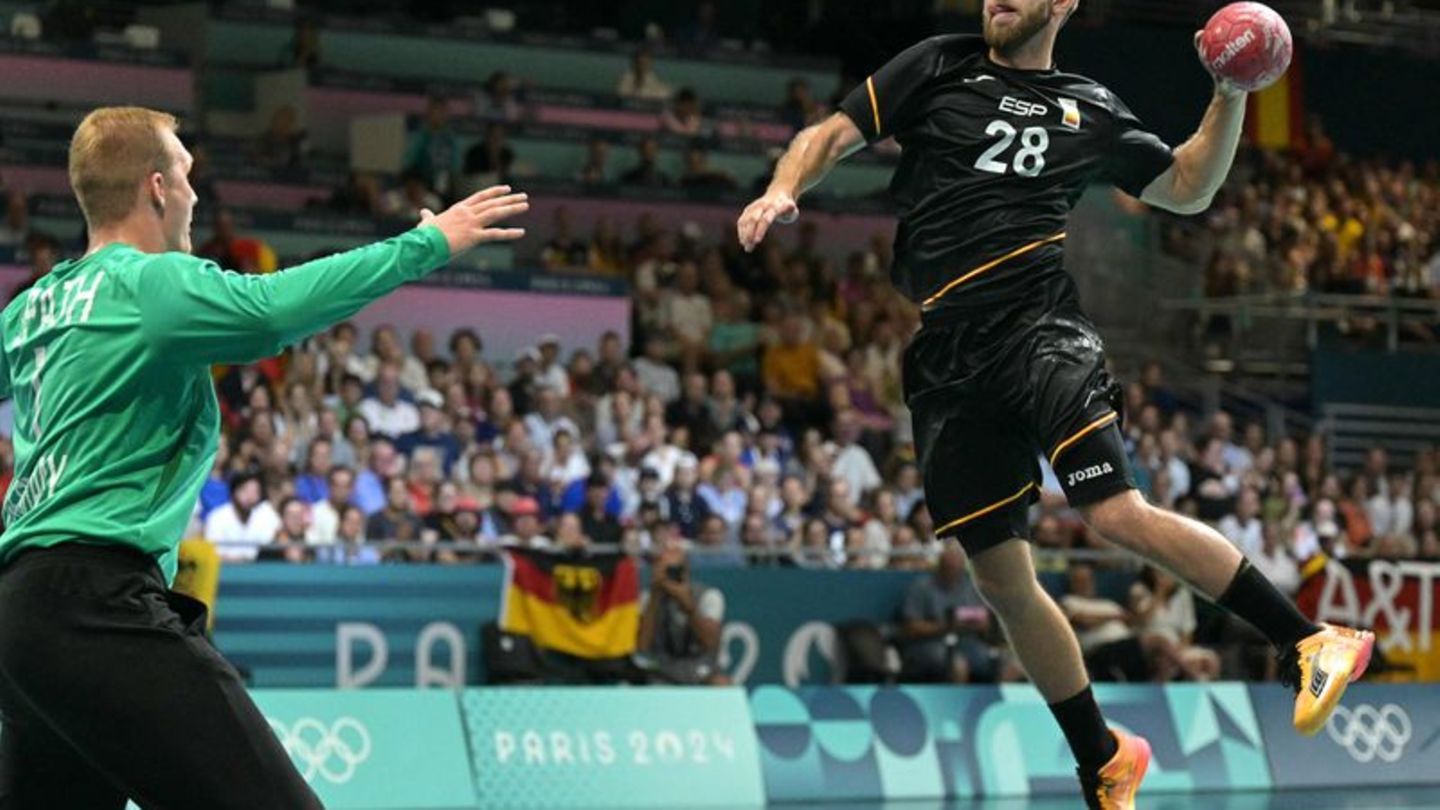 Olympia in Paris: Späth überragt: Handballer stehen im Viertelfinale