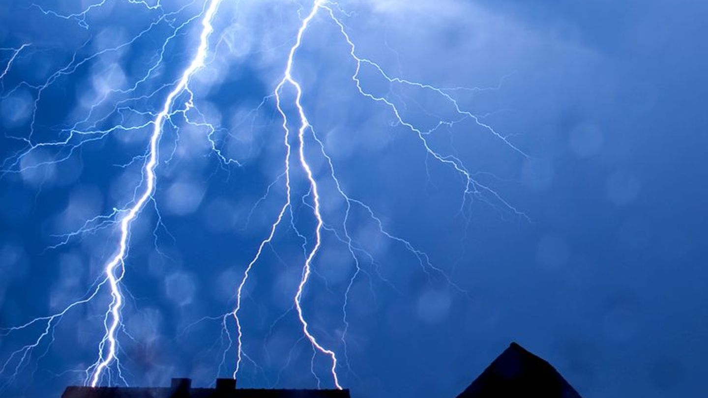 Unwetter: Gewitter und Starkregen im Saarland: fast 500 Einsätze