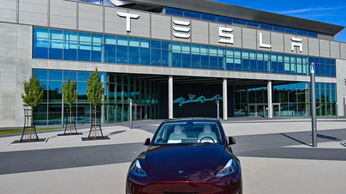 Elektroautos: Tesla lässt Zeitplan für Ausbau in Grünheide offen