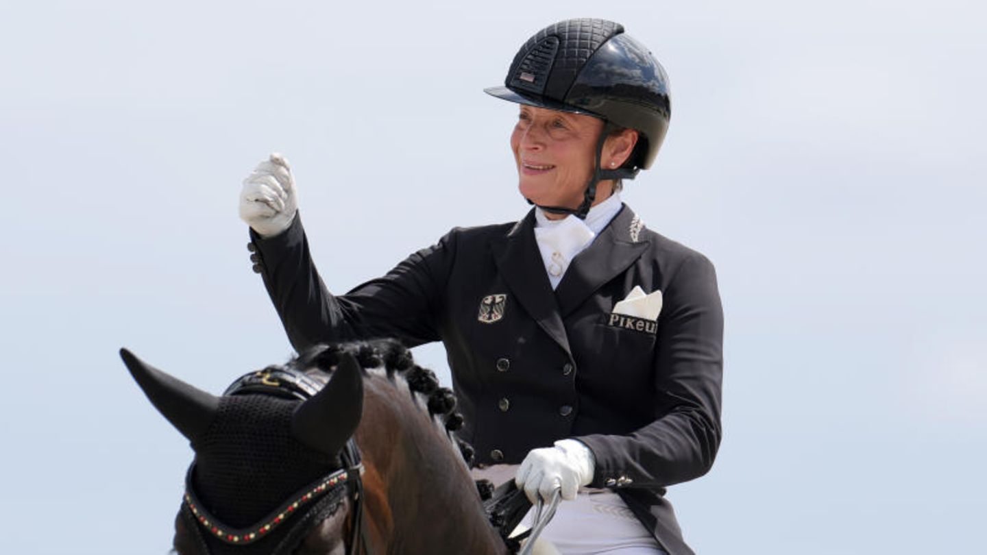 Isabell Werth führt Deutschland zum Dressur-Gold und ist Rekord ...