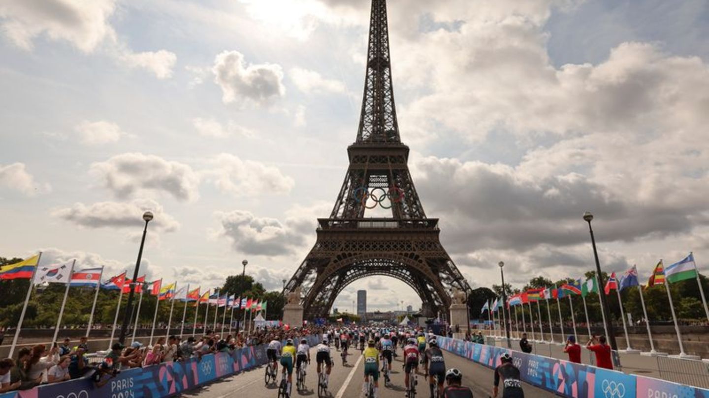 Sommerspiele in Paris: Radstar Evenepoel gewinnt auch olympisches Straßenrennen