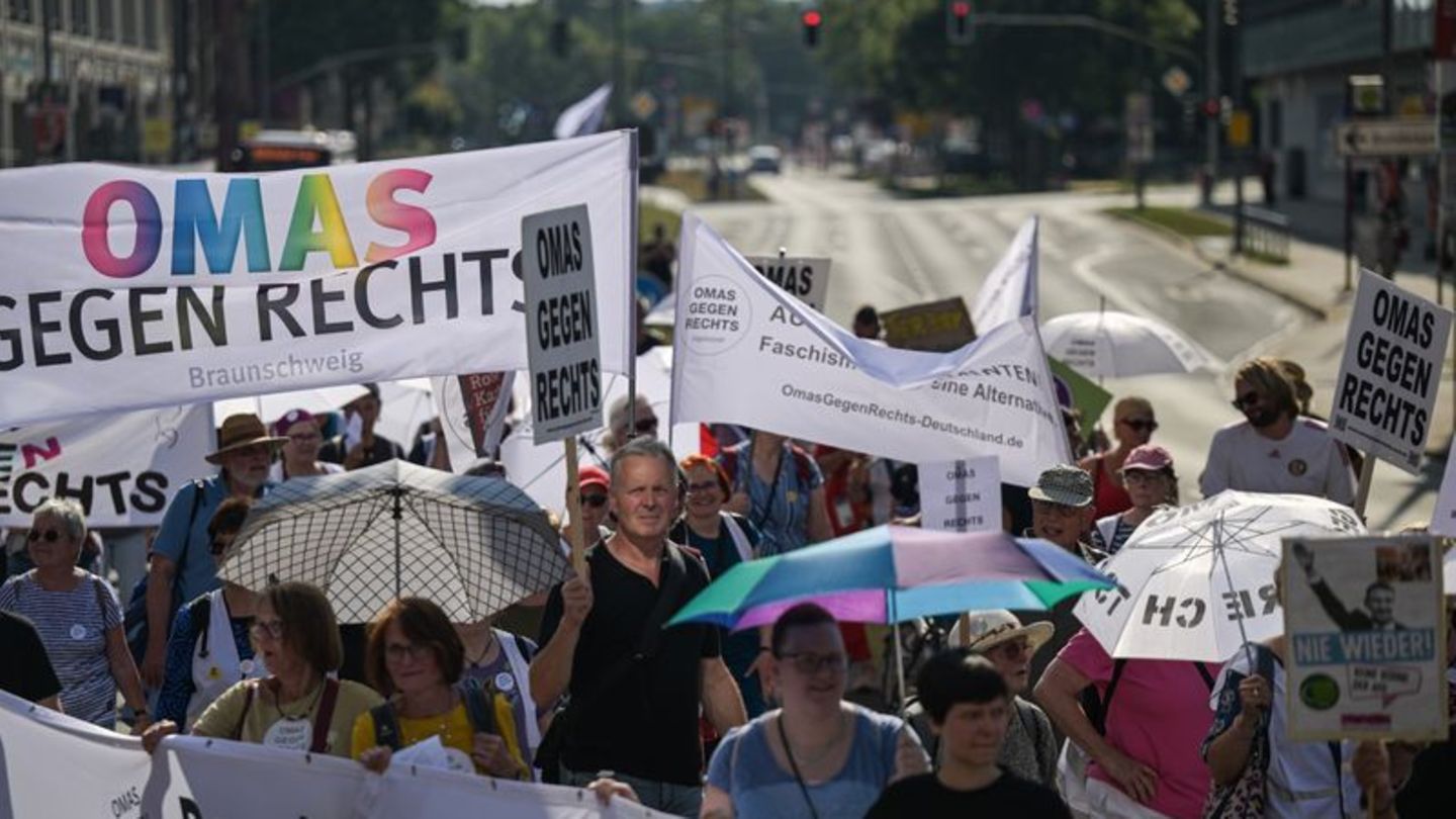 Für Demokratie: Erster Bundeskongress von 