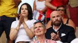 John Travolta  Hollywoodstar John Travolta und seine Tochter begeistern sich für Tennis: Die beiden verfolgten Novak Djokovics Sieg gegen Carlos Alcaraz in Paris.
