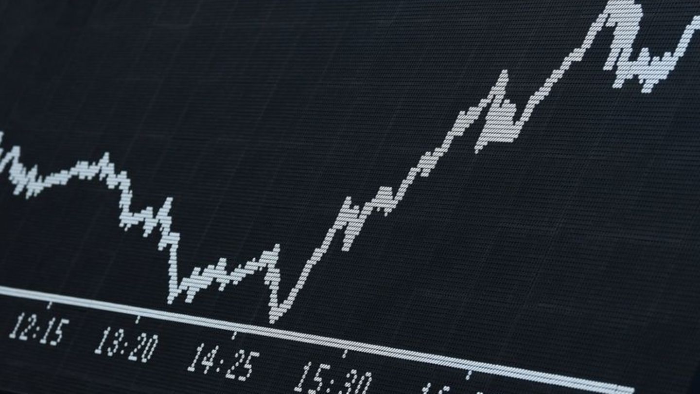 Börse in Frankfurt: Dax stabilisiert sich nach Kursrutsch