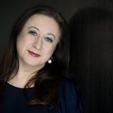 Dirigentin Simon Young