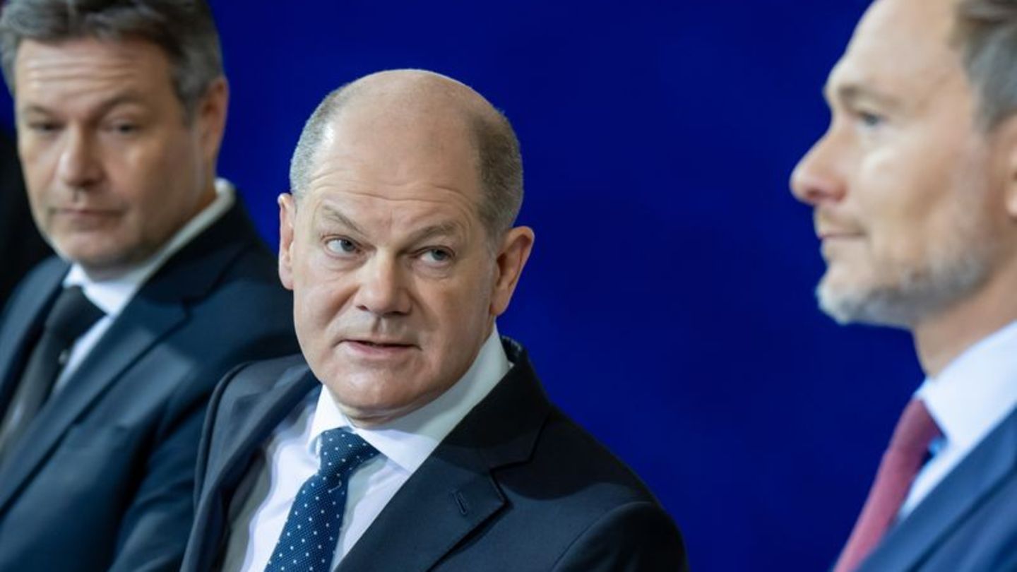 Milliardenlücke: Scholz zu Haushalt-Gutachten: 