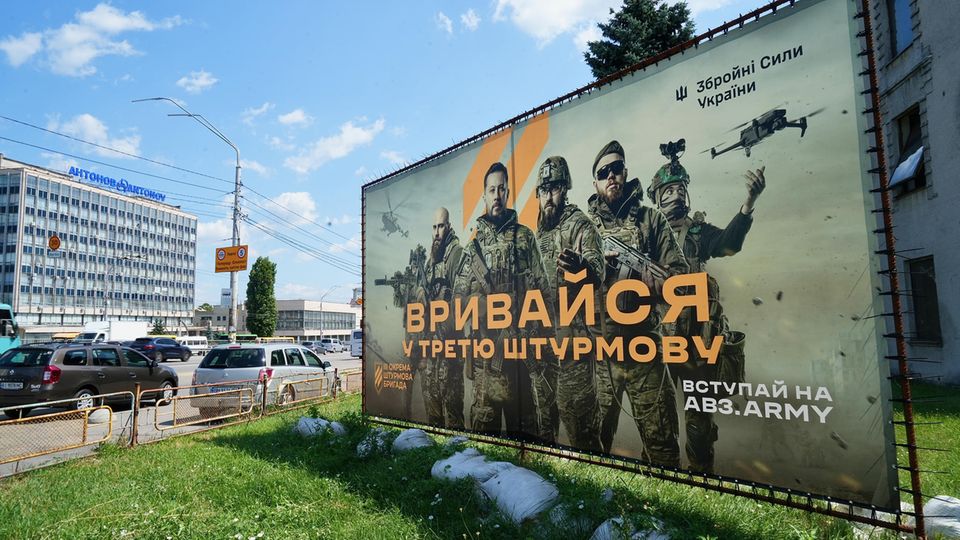 Ukraine, Werbung für Armee