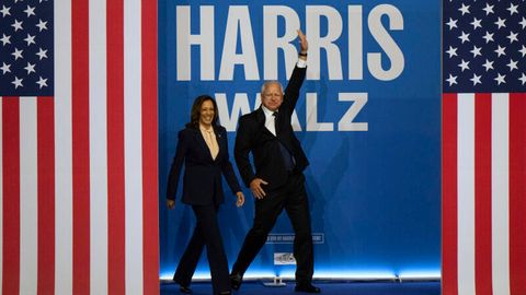 Das neue Traum-Duo der Demokraten: Kamala Harris und ihr frisch erkorener Vize Tim Walz