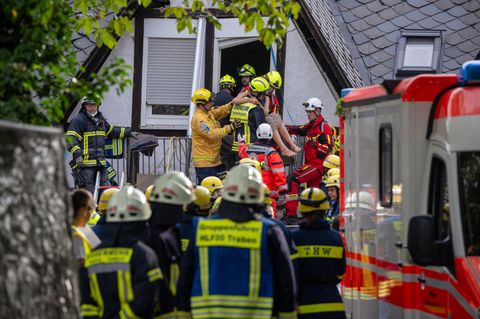 Mosel Hotel eingestürzt Kröv