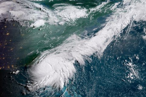 Enorme Wassermassen befürchtet: Sturm Debbie sorgt für Überschwemmungen
