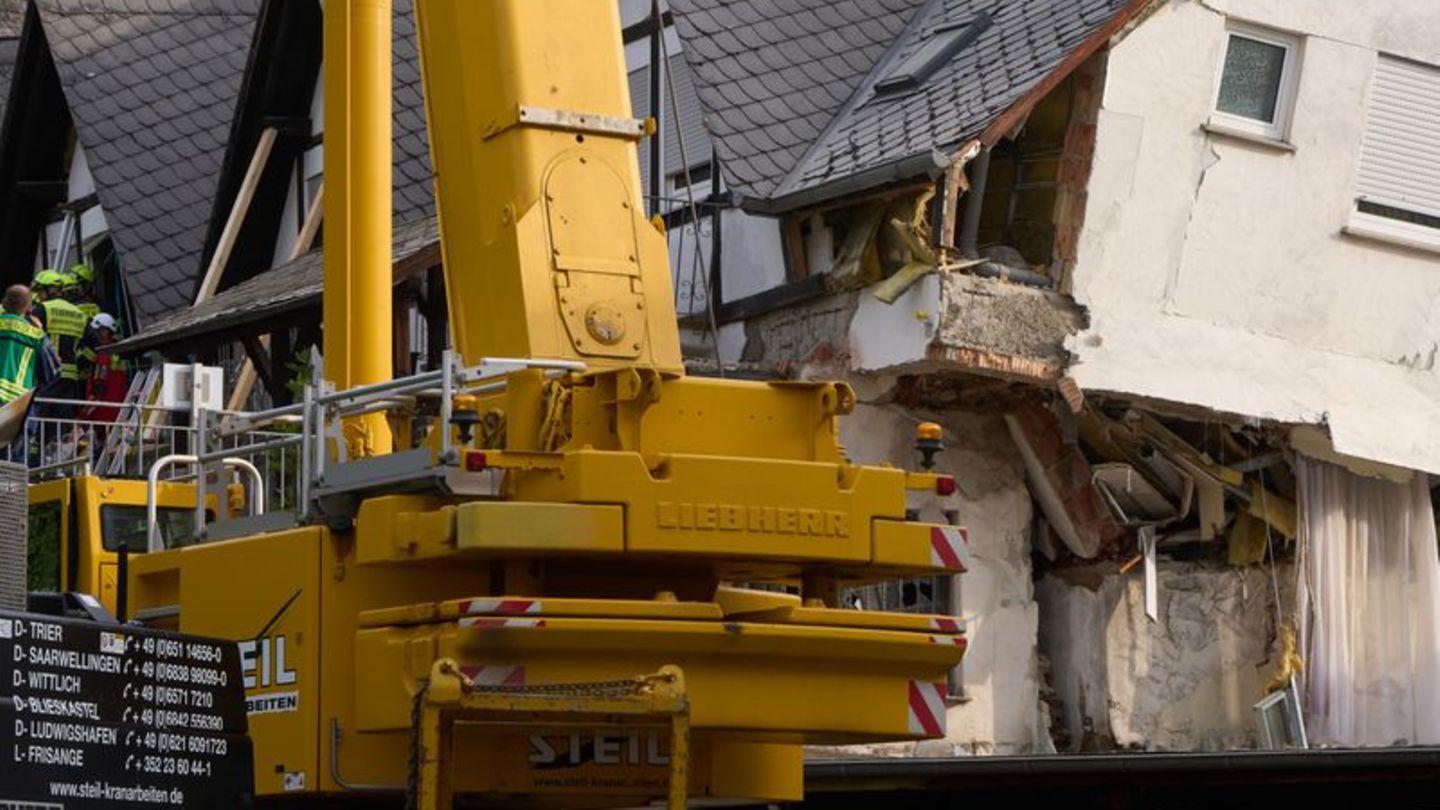 Unglück in Mosel-Ort: Weitere Person aus Trümmern in Kröv geborgen