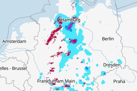Karte: Über Deutschland ziehen teils starke Gewitter hinweg