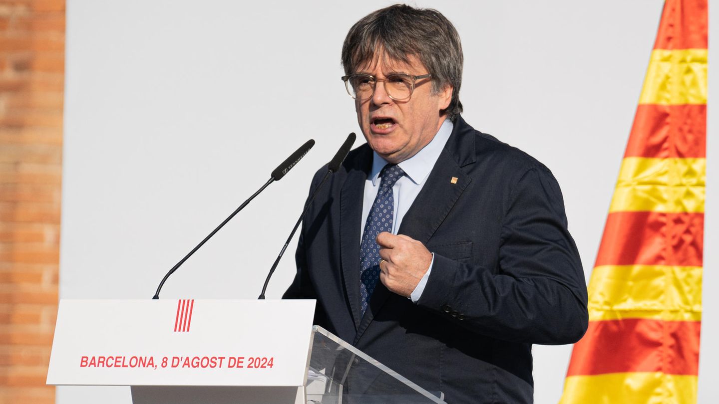 Separatist in Spanien: Puigdemont verschwindet nach Rede: Großfahndung 