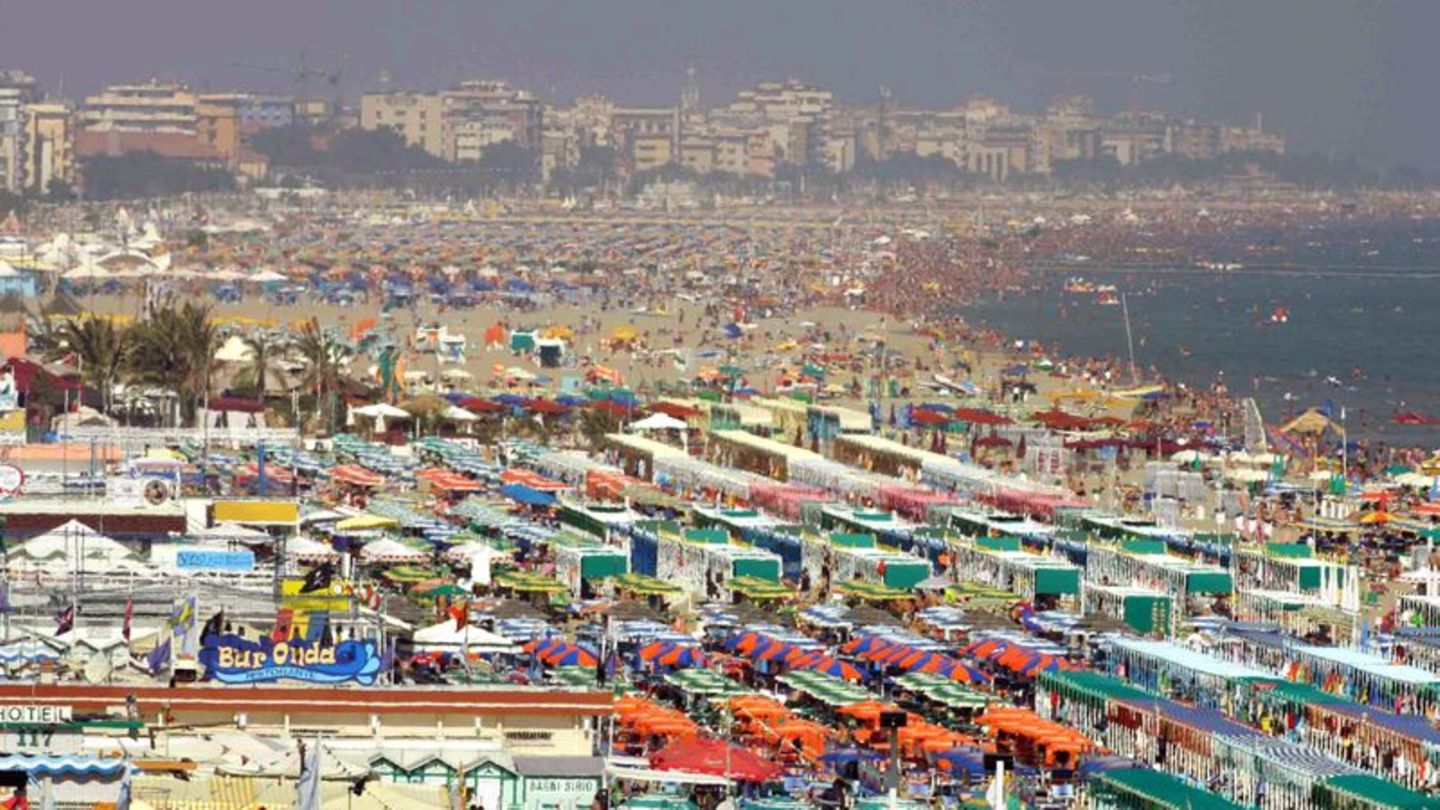 Ferien: Sommer, Sand und Streik - Italiens Strandbäder machen dicht