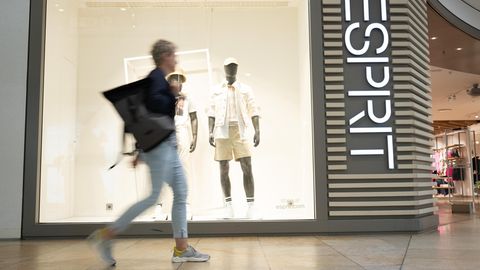 Esprit schließt Filialen