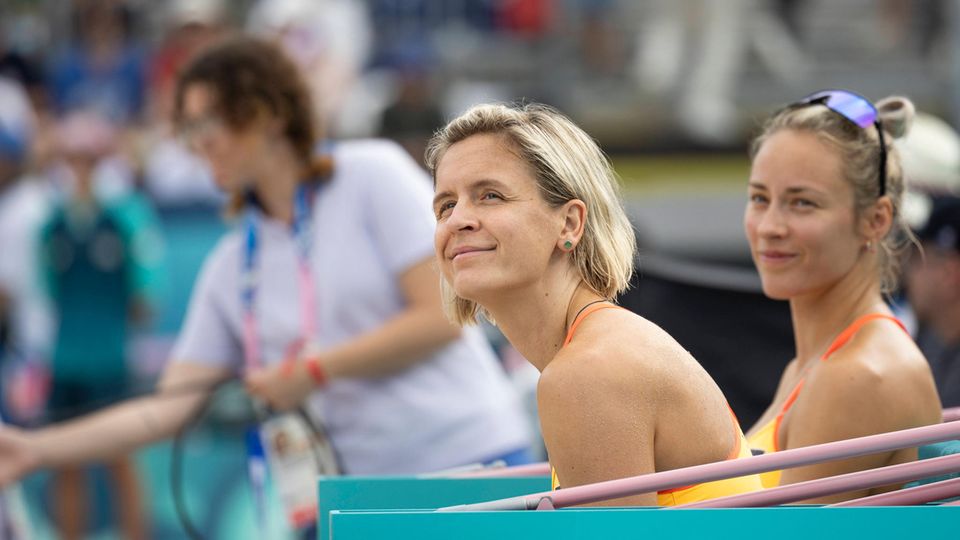 Laura Ludwig in the Eiffel Tower Stadium.