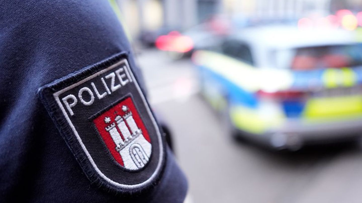 Einsatz in Ottensen: Brüllender Mann auf Balkon löst Polizeieinsatz aus