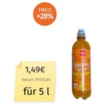 Die alte und die neue Flasche des Penny Orangensirups: Die neue ist länglicher und transparent, die alte weiß